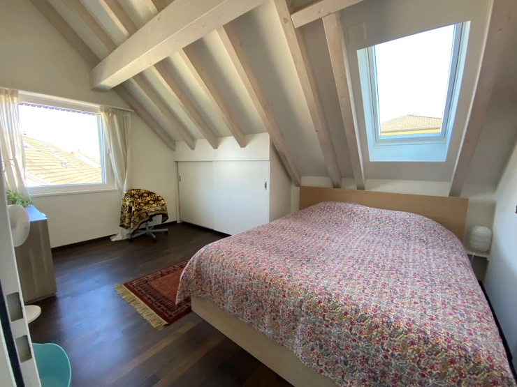 Maisonette-Attikawohnung mit Weitsicht in Zeiningen