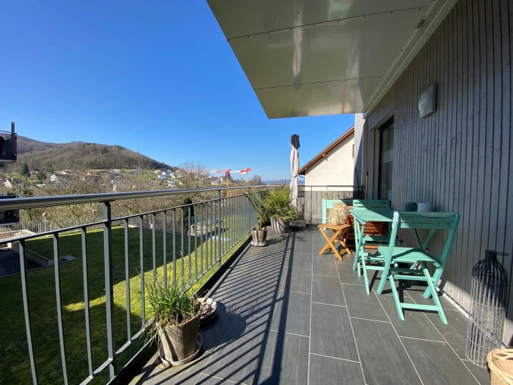 Maisonette-Attikawohnung mit Weitsicht in Zeiningen